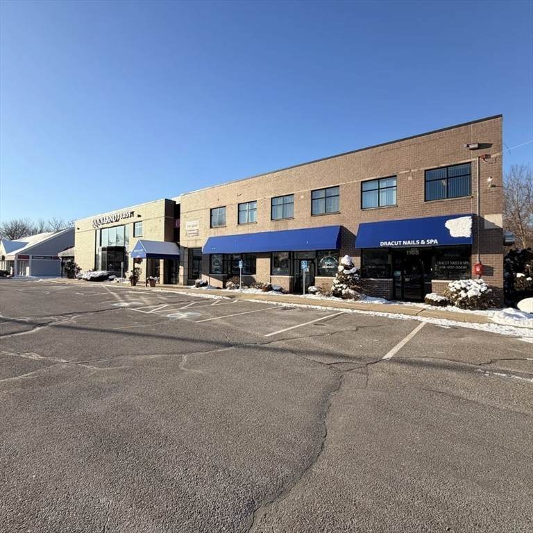 1168 Lakeview - Photo 1