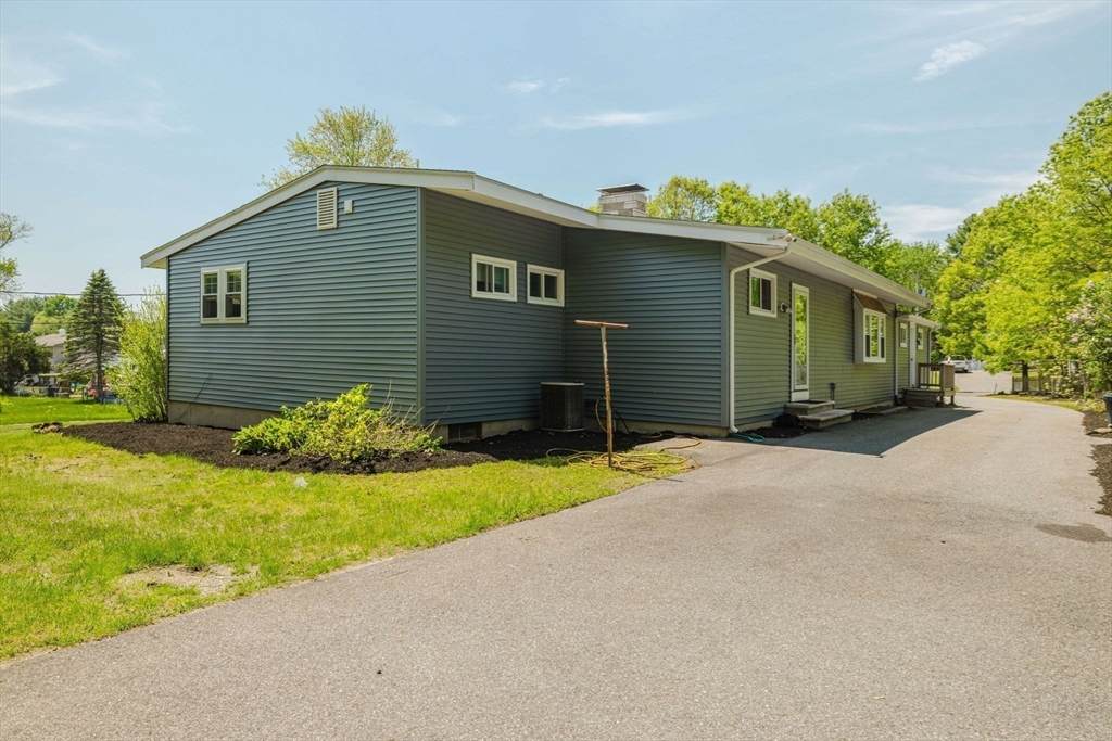 33 Margaret Rd - Photo 1
