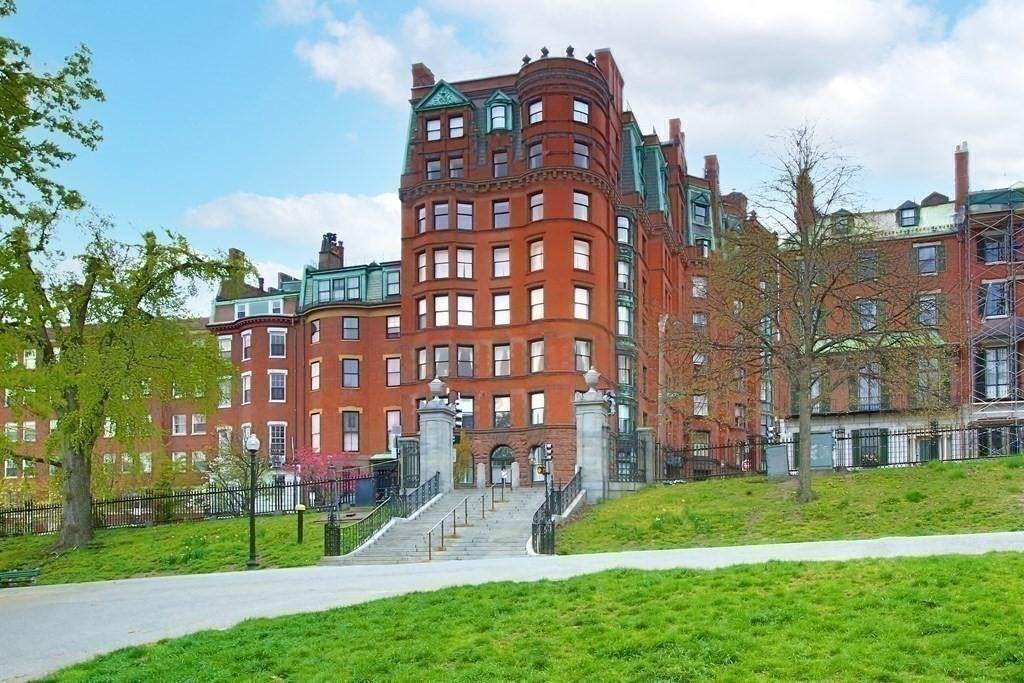 34.5 Beacon St - Photo 1