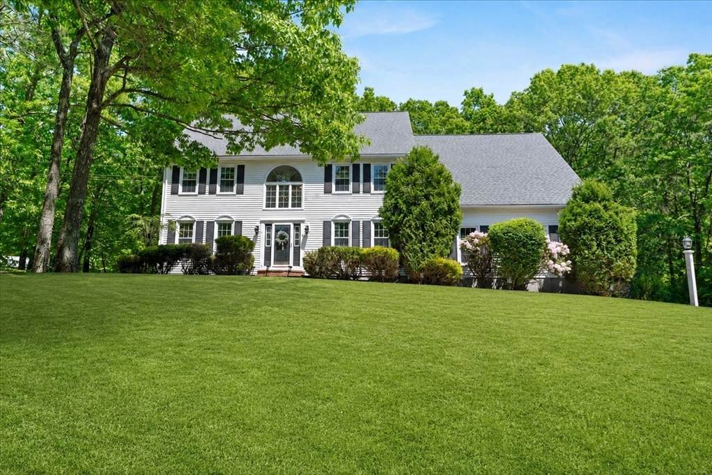 2 Harrison Pl - Photo 1