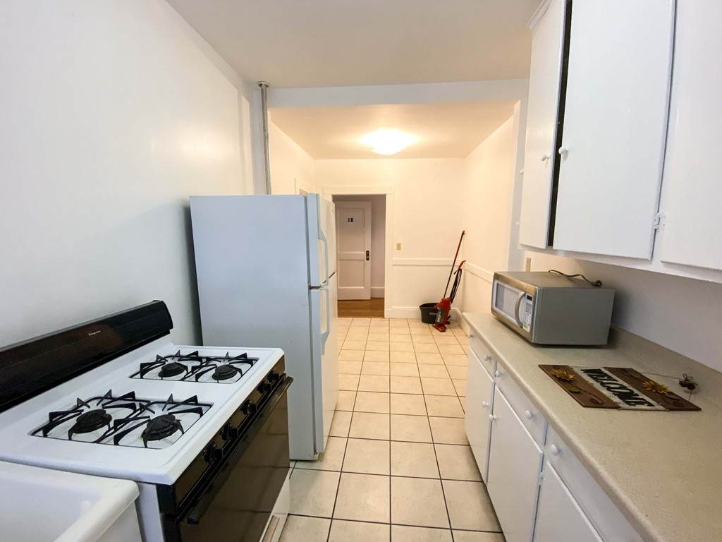 15 Parkman St - Photo 1