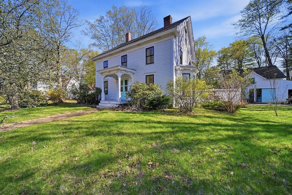 1547 Main St - Photo 1