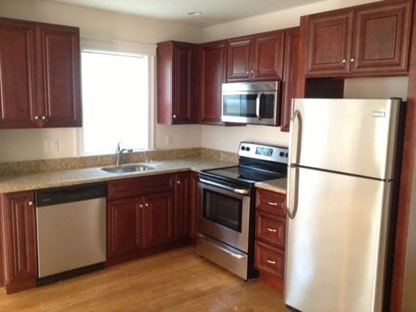 200 Brooks St - Photo 1