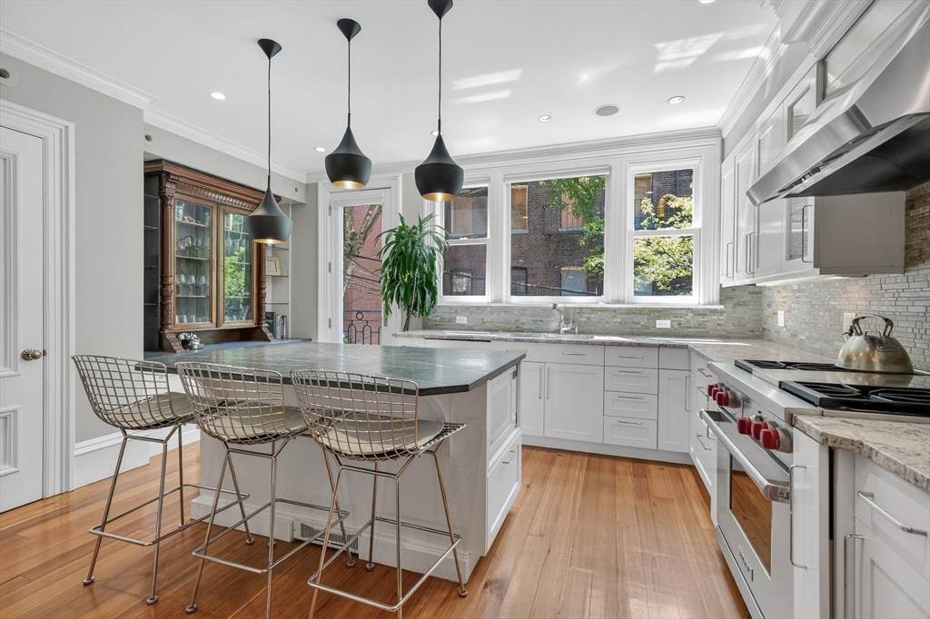 48 Appleton - Photo 1