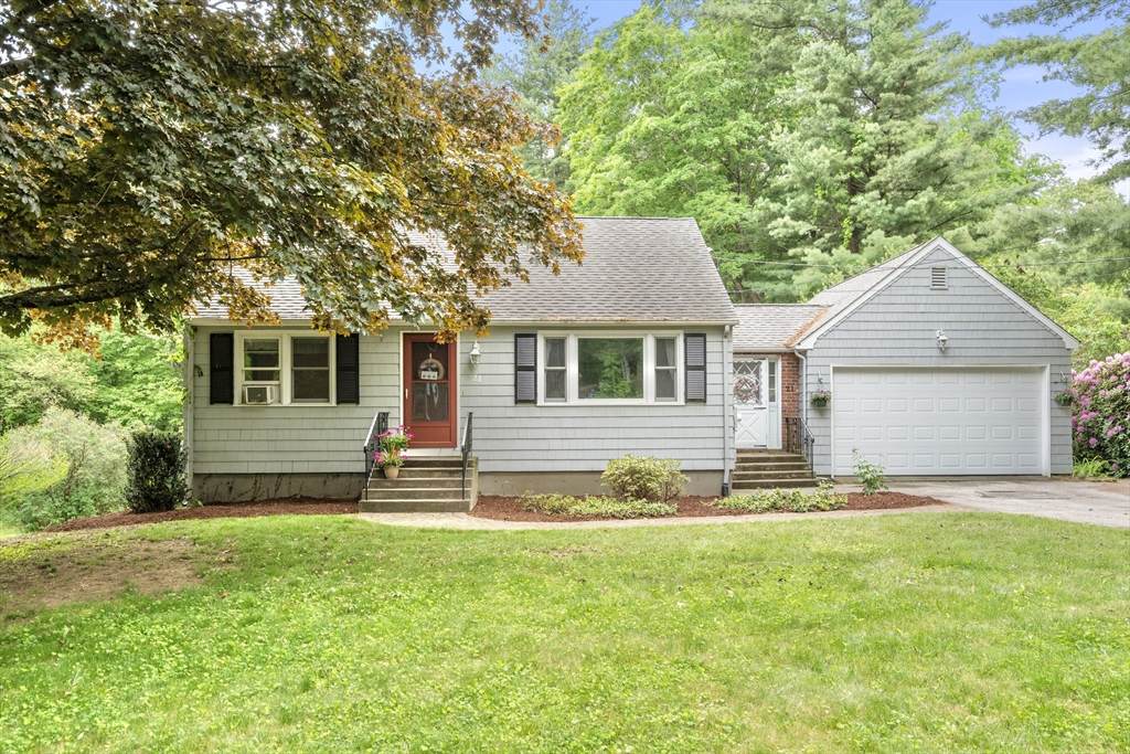 21 Grove St - Photo 1