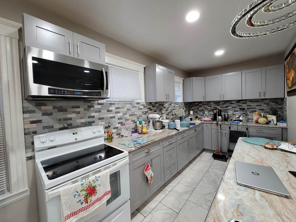 11 Payson St - Photo 1