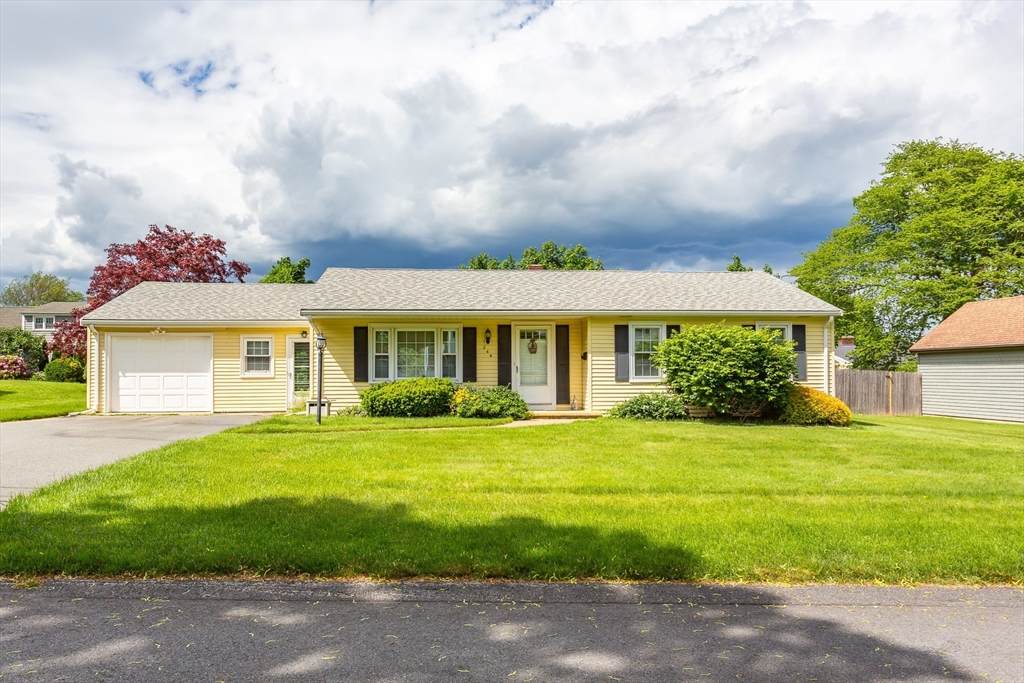 244 Connecticut Ave - Photo 1