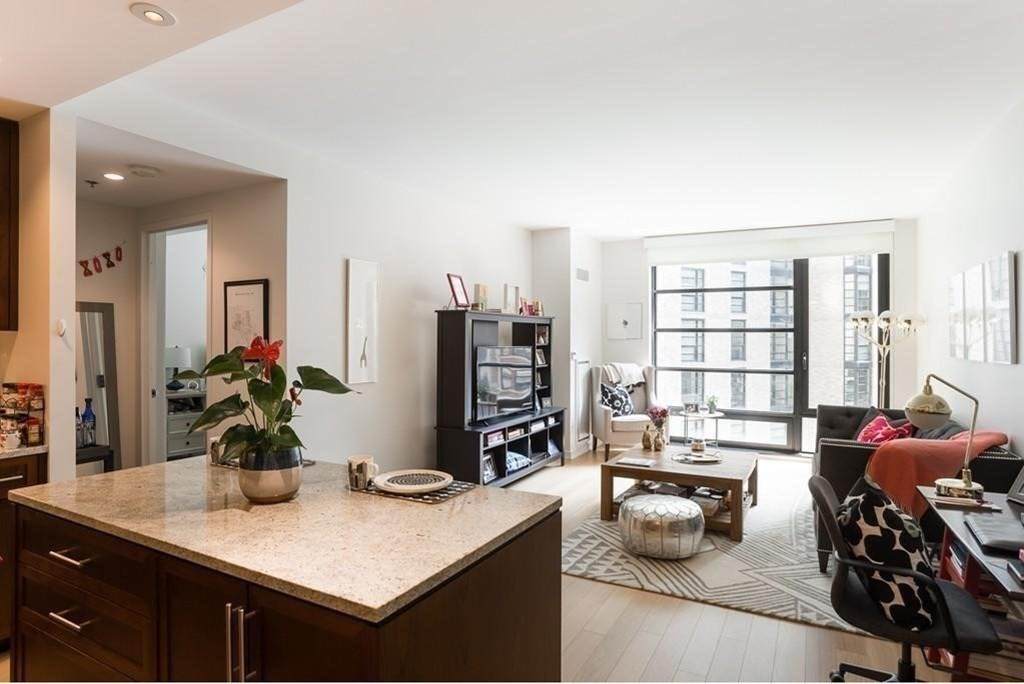 580 Washington Street - Photo 1
