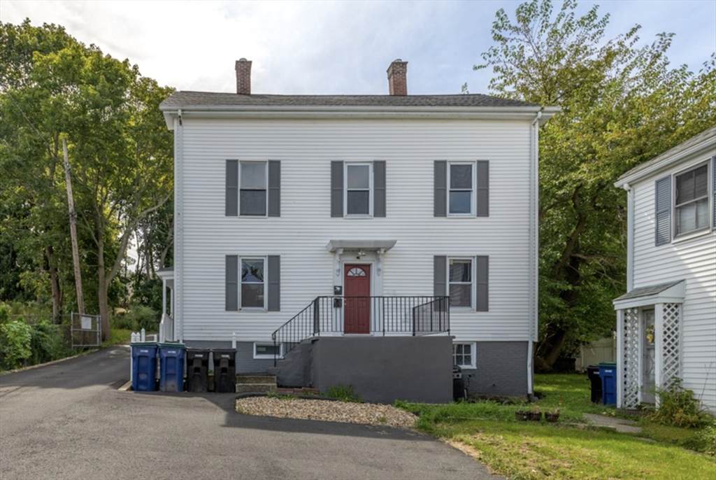 121 Boston - Photo 1
