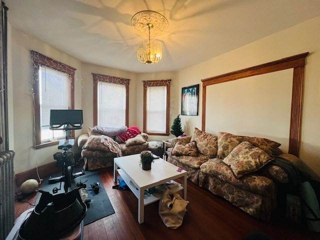 109 Calumet - Photo 1