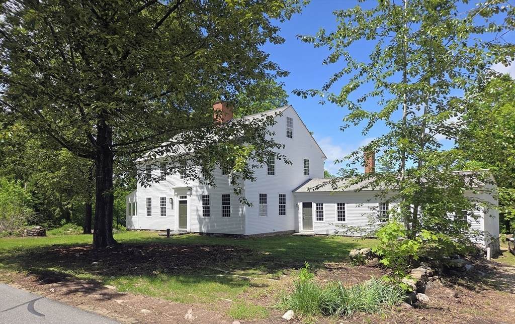 130 West Rd - Photo 1