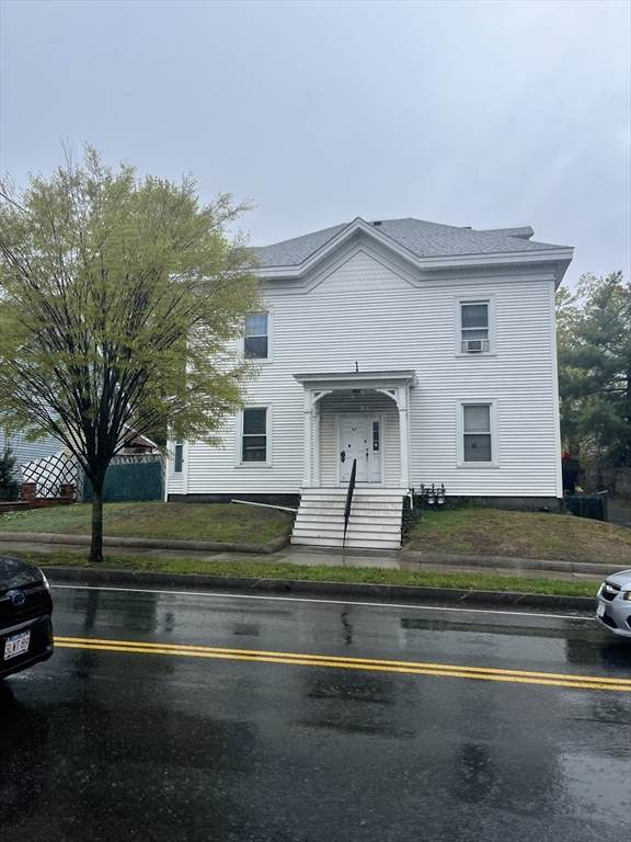 61 Lincoln Ave - Photo 1