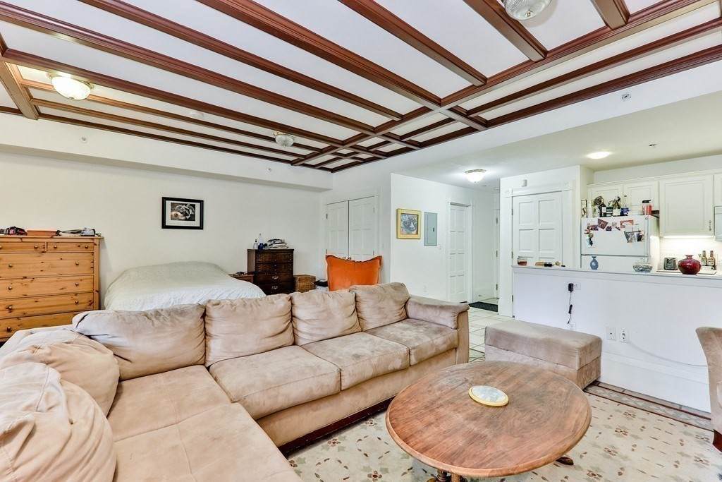 17 Bay State Rd - Photo 1