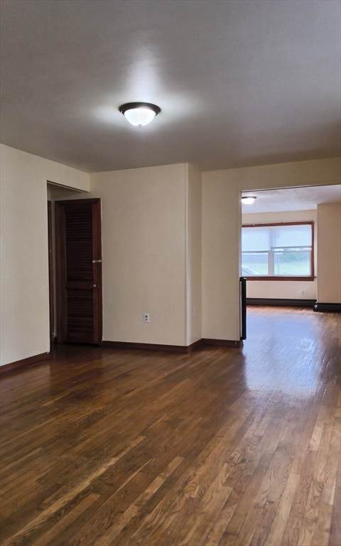 210 Hope St - Photo 1