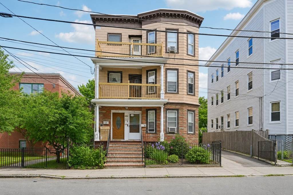 154 Glen St - Photo 1