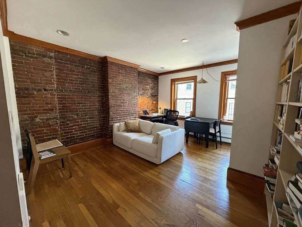 1170 Massachusetts Ave - Photo 1