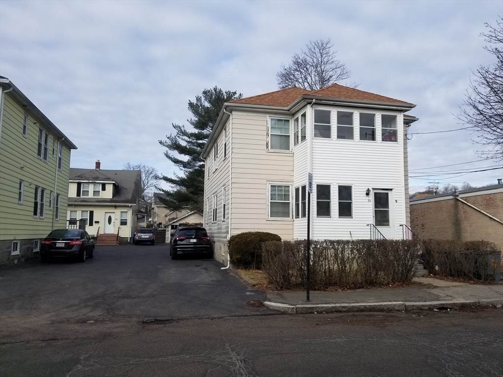 11 Grossman St - Photo 1