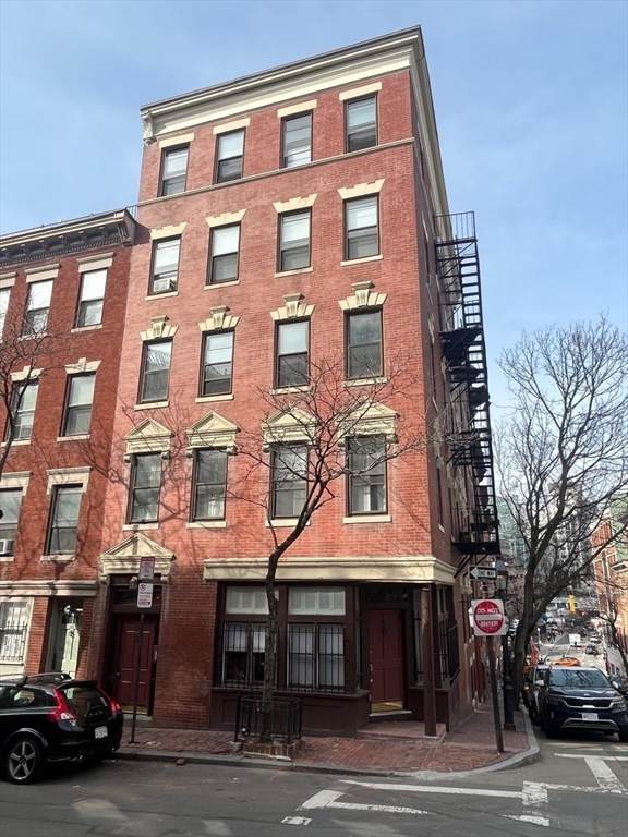 59 Phillips Street - Photo 1