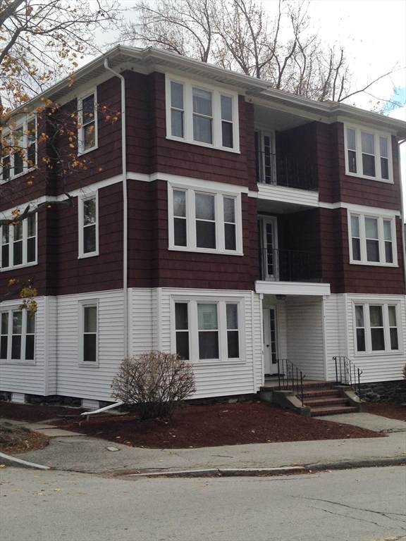 154 Lovell Street - Photo 1
