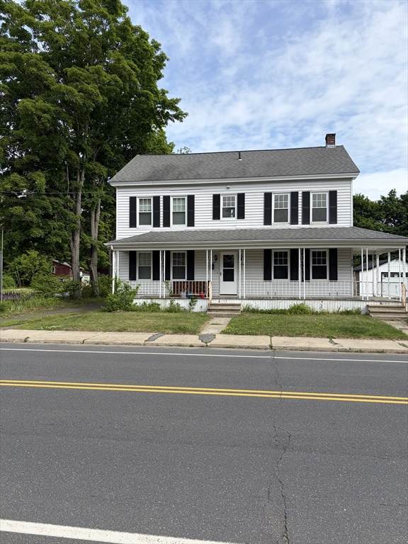 2158 Main St - Photo 1