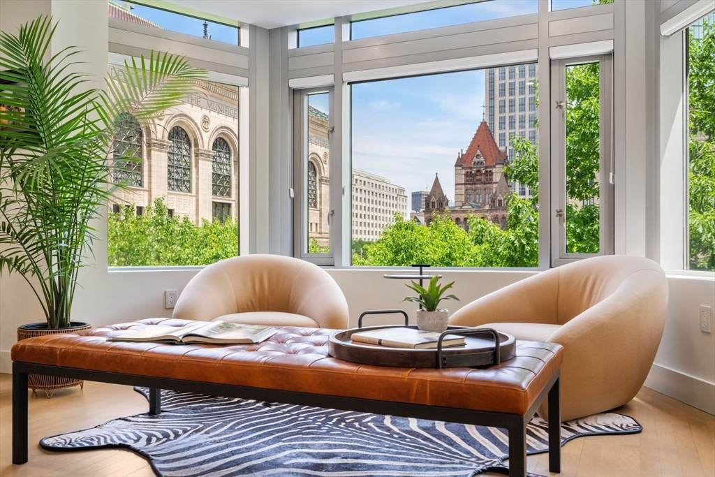 1 Huntington Avenue - Photo 1