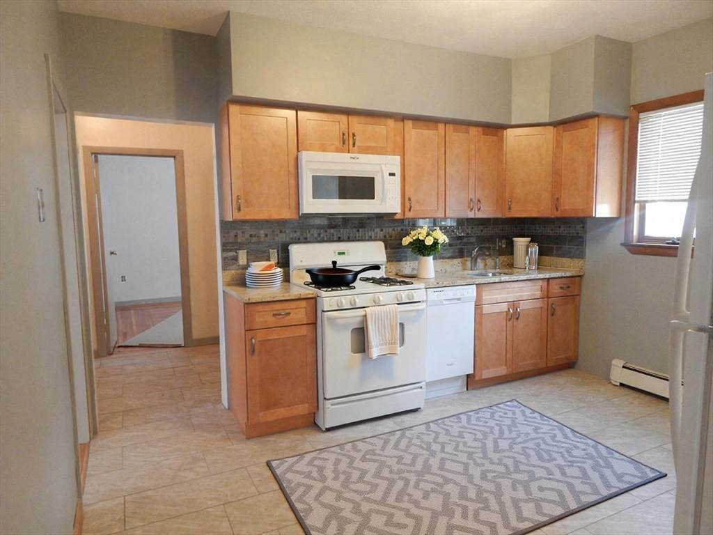 116 Grant Ave - Photo 1