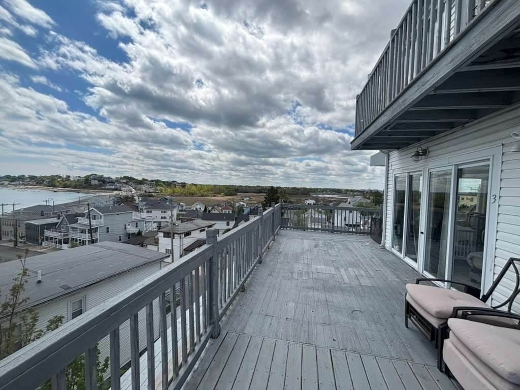 1000 Winthrop Ave - Photo 1