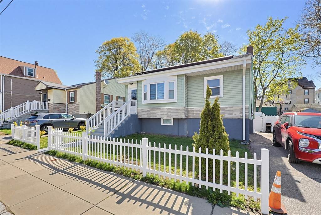 27 Banfield Ave - Photo 1