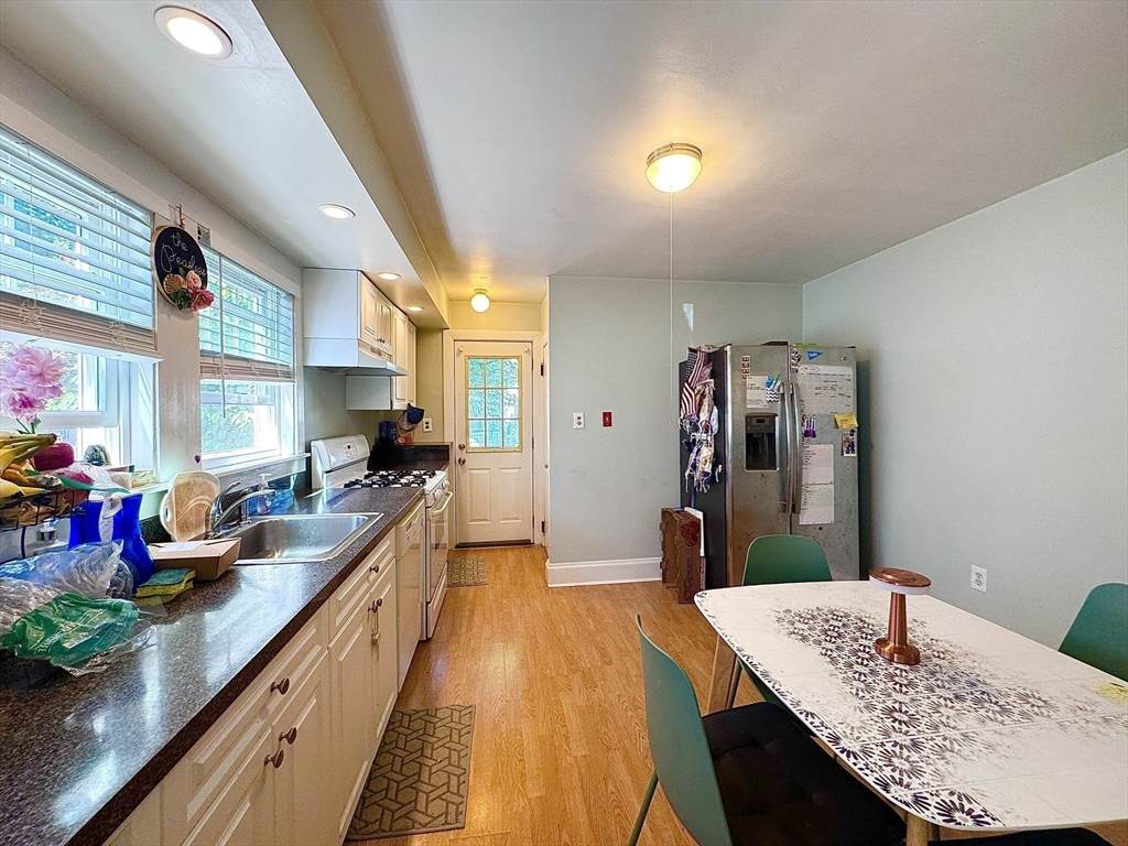 42 Flett - Photo 1
