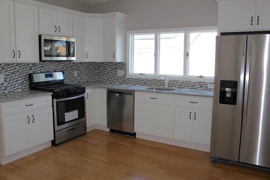 207- 209 Vine St - Photo 1