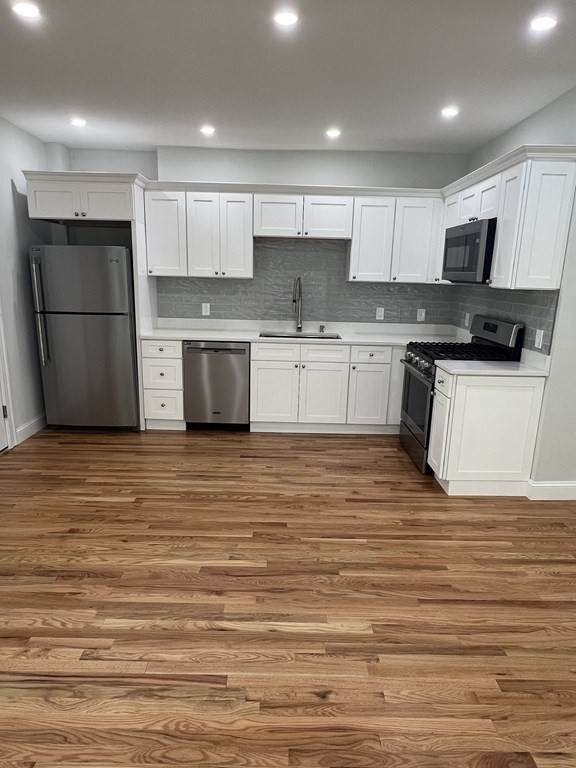 765 Columbia Rd - Photo 1