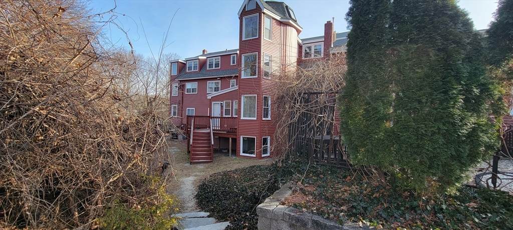 16 Middlesex St - Photo 1