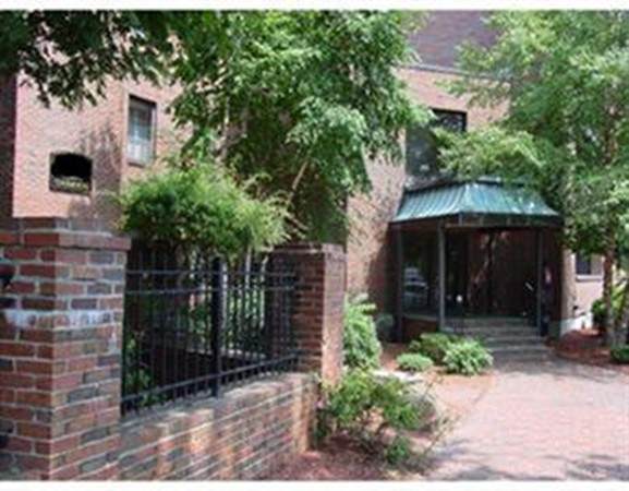 123 Elm St - Photo 1