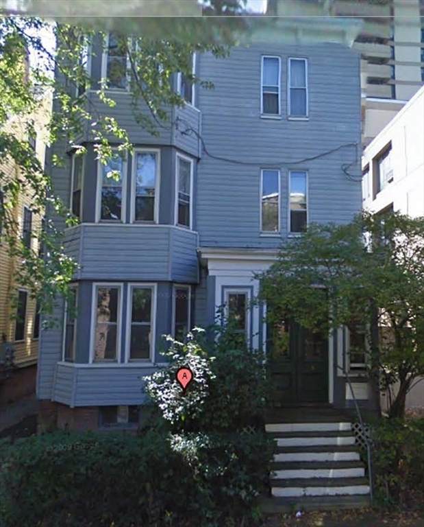 6 Centre - Photo 1