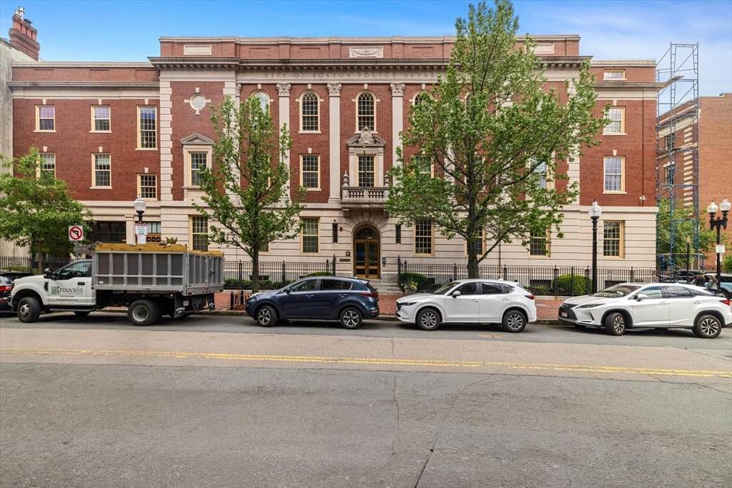7 Warren - Photo 1