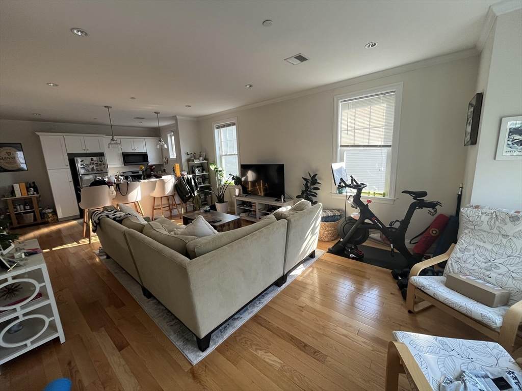 261 Lexington Street - Photo 1