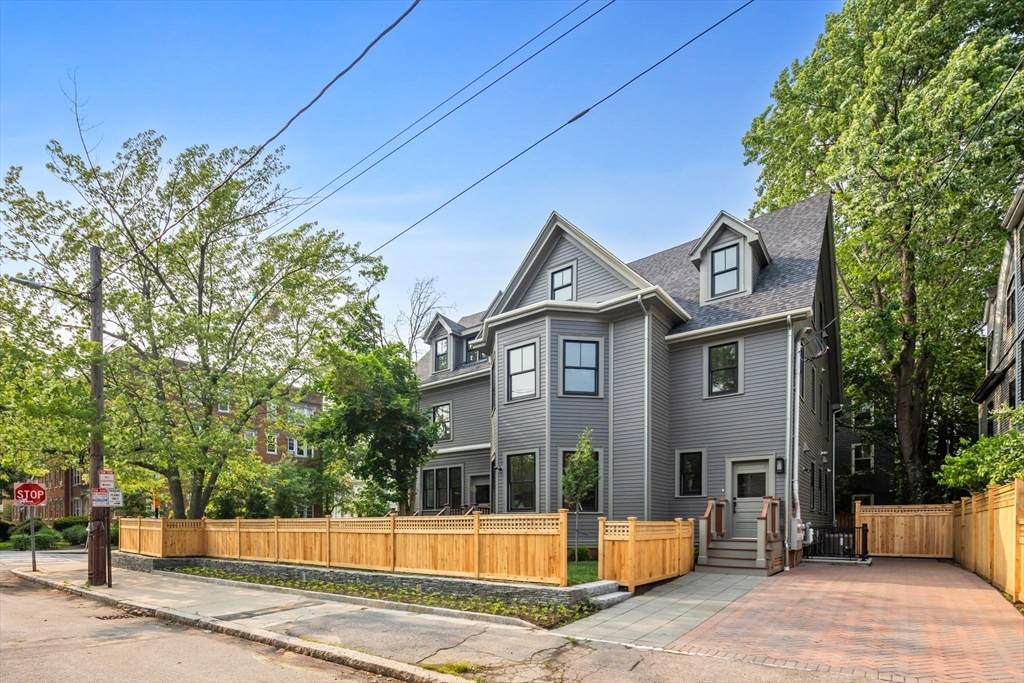 43 Wendell Street - Photo 1
