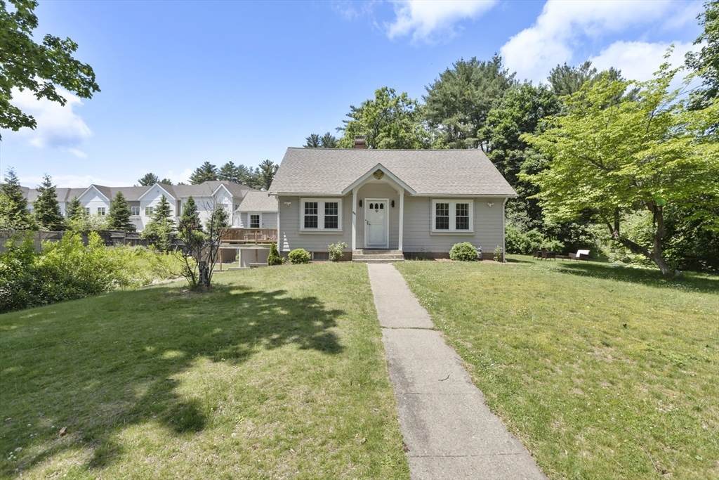 665 S Main St - Photo 1