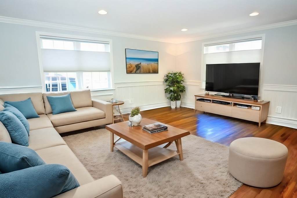 21 Franklin - Photo 1