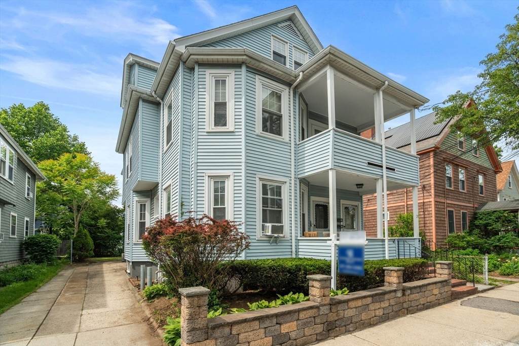 21 Milton - Photo 1