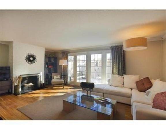 11 Oak Street - Photo 1