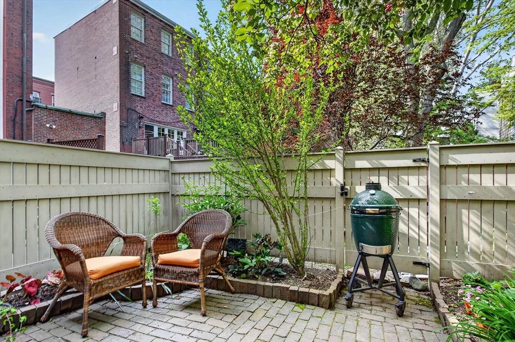 3 Pleasant Street Court - Photo 1