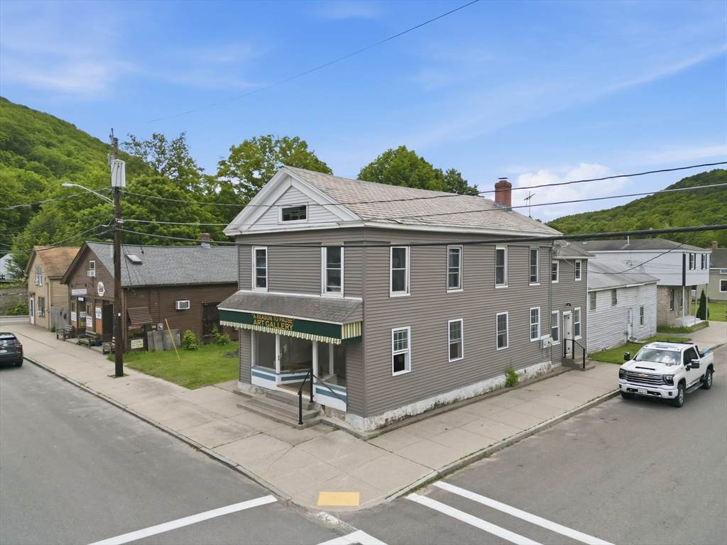 27 Main St - Photo 1