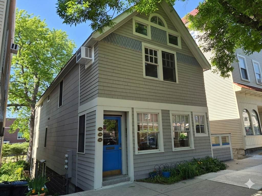 11-13 Pauline St - Photo 1