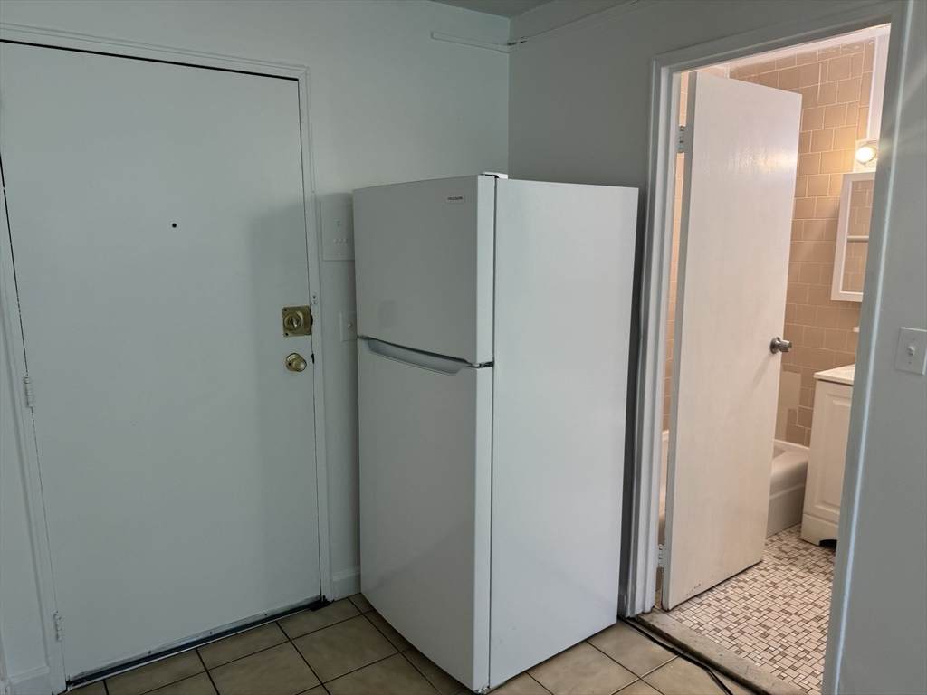 https://bt-photos.global.ssl.fastly.net/mlspin/orig_boomver_1_73530852_2.jpg