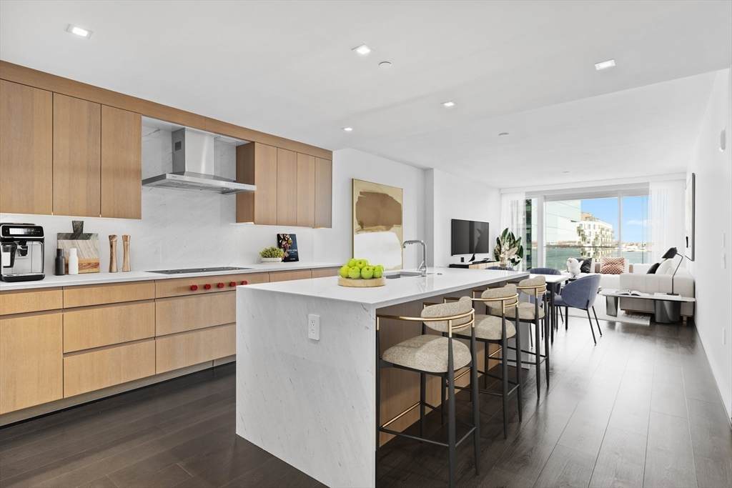 150 Seaport Blvd - Photo 1