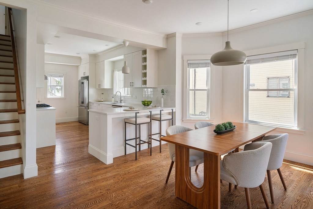 37 Sheridan Ave - Photo 1