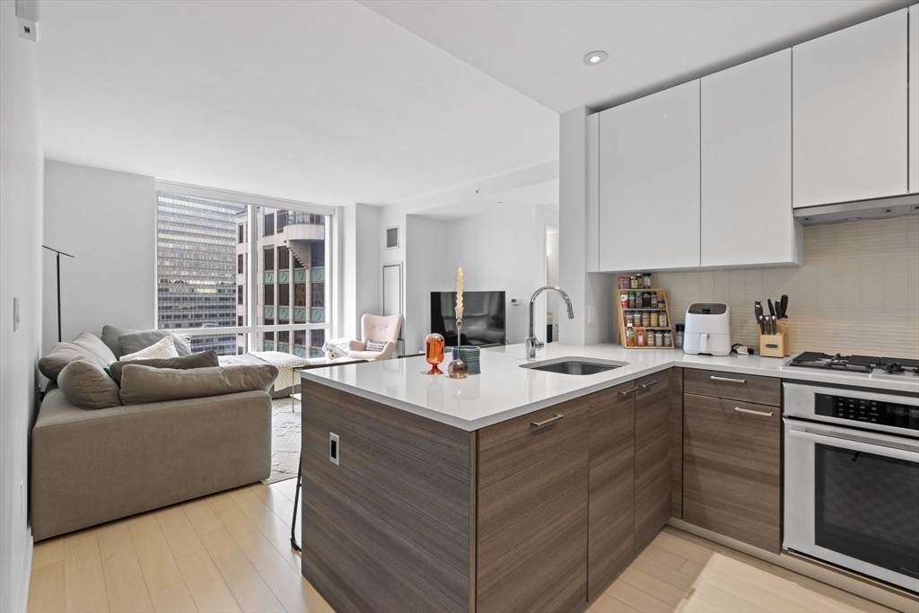 1 Franklin St - Photo 1