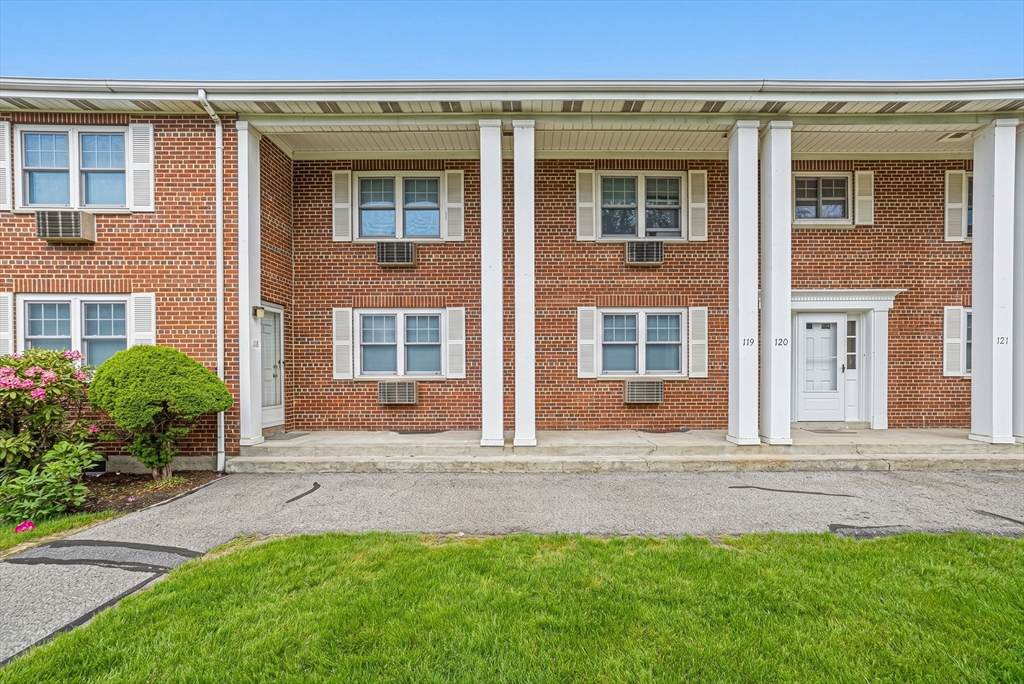 119 Emerson Gardens Rd - Photo 1
