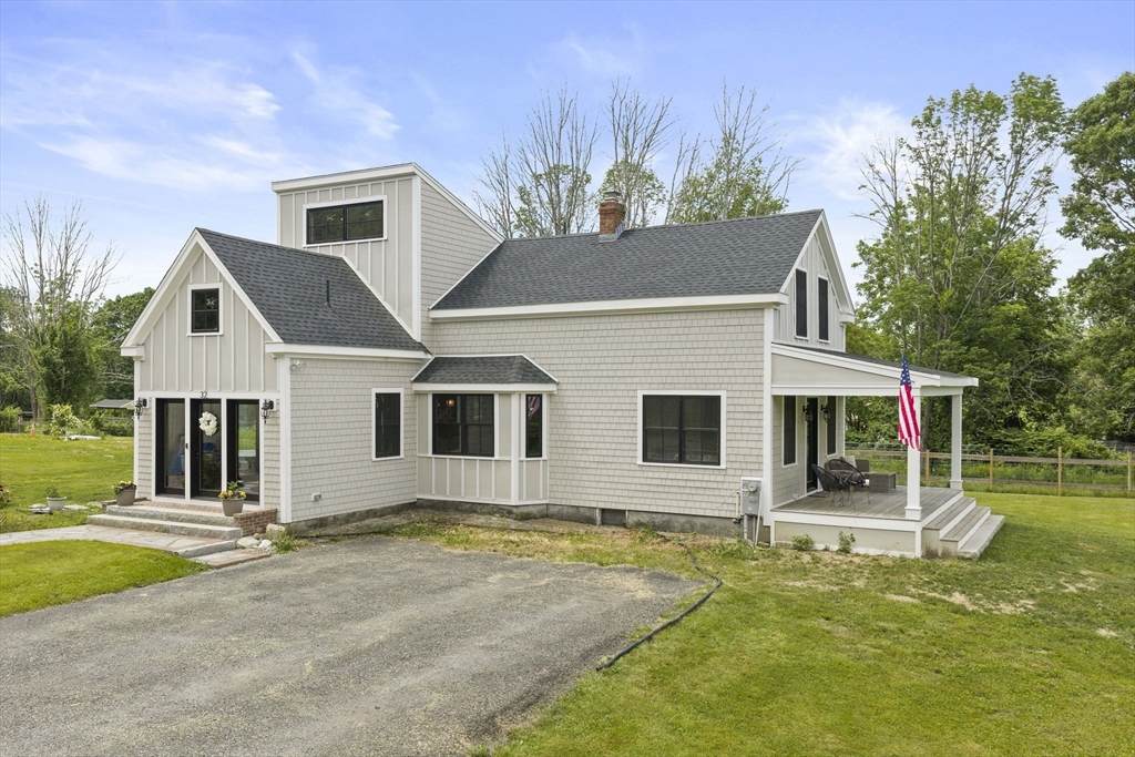 32 County St - Photo 1